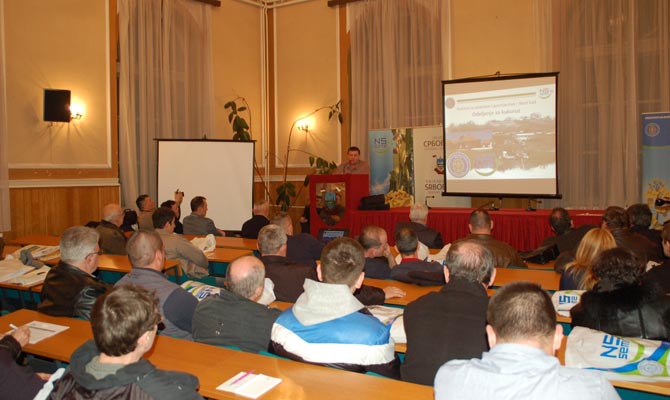 Az Újvidéki Növénynemesítő Intézet előadása Szenttamáson, 2016. február 10. képek